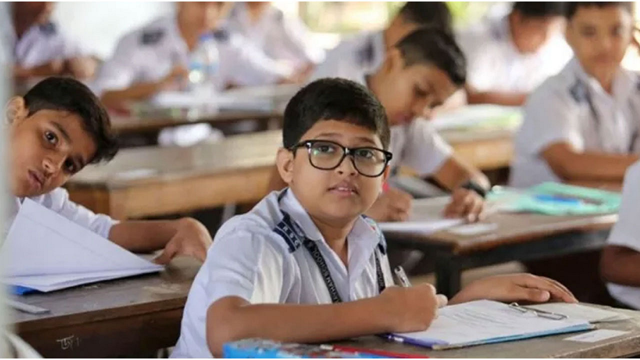 স্কুল ভর্তিতে লটারি না পরীক্ষা, আজ চূড়ান্ত সিদ্ধান্ত; মুখোমুখি শিক্ষক-অভিভাবকরা