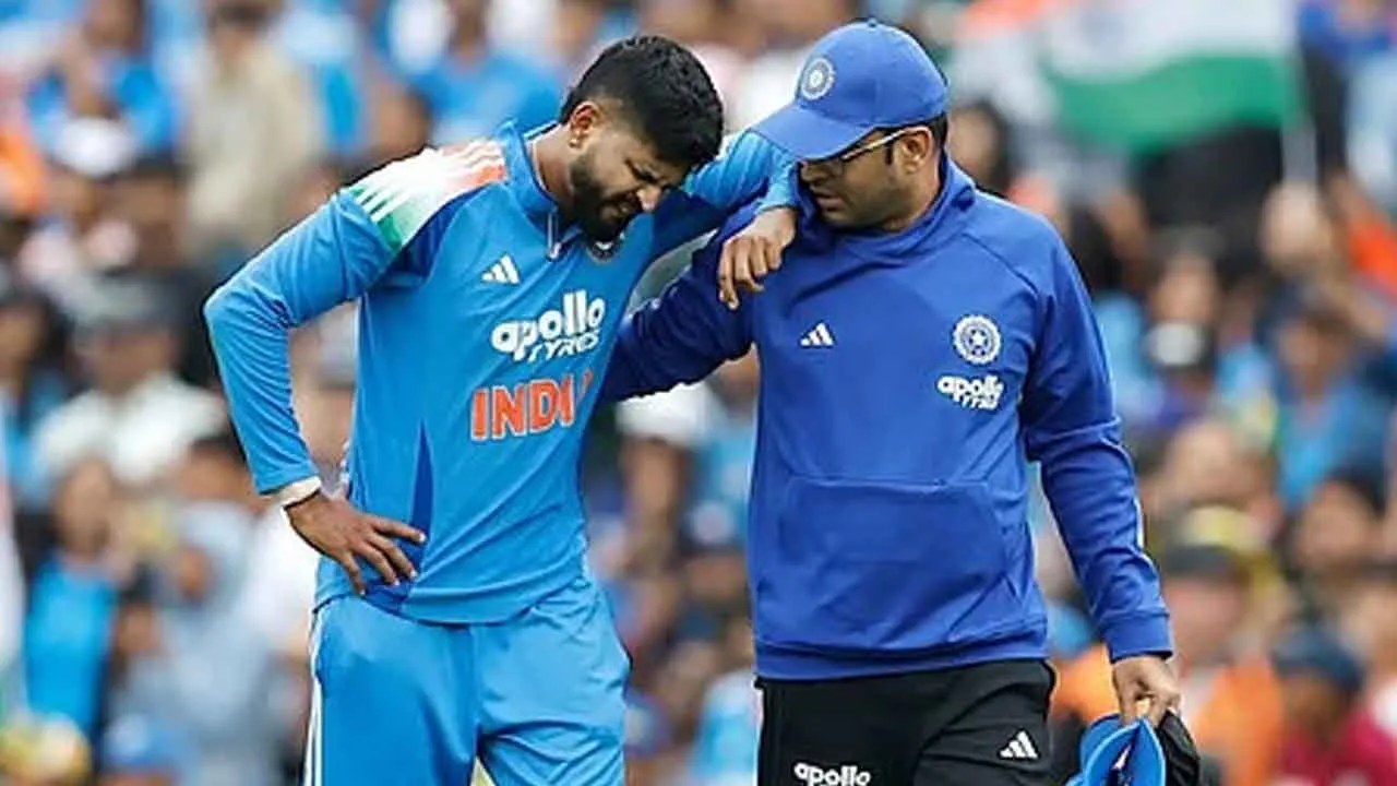 ভয়াবহ চোটে আইসিইউতে শ্রেয়াস আইয়ার! যা বলছে ভারতীয় ক্রিকেট বোর্ড