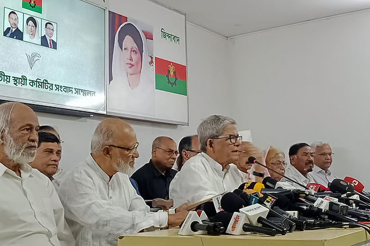 খালেদা জিয়া, তারেক রহমান ও ফখরুল ইসলাম, দেখেনিন কে কোন আসন থেকে নির্বাচন করবেন