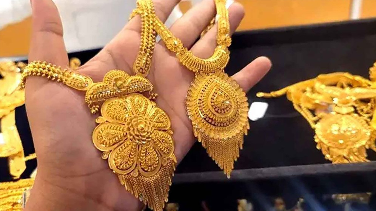 স্বর্ণের দাম কমল, ২২ ক্যারেটের প্রতি ভরির দাম কত