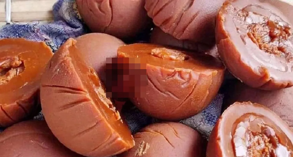 খেজুরের গুড় আসল না ভেজাল, চেনার সহজ উপায়