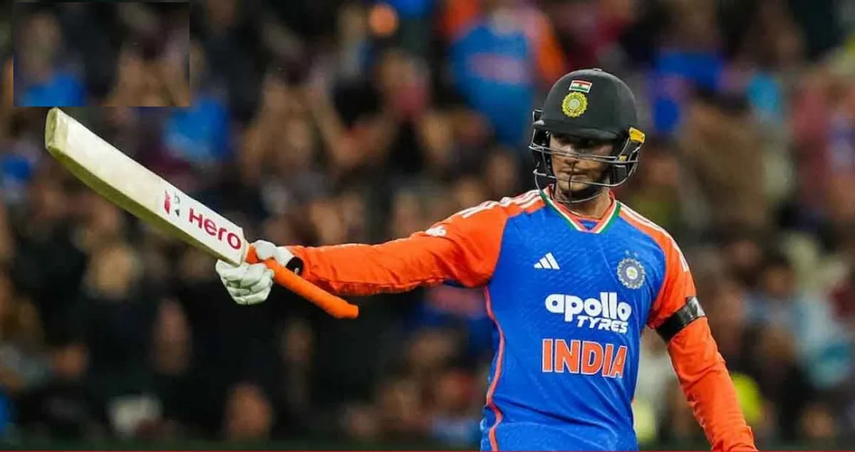 ১২ বলে 50  রান, ৩২ বলে যত রান করে রেকর্ড বই কাঁপিয়ে দিলেন অভিষেক শর্মা