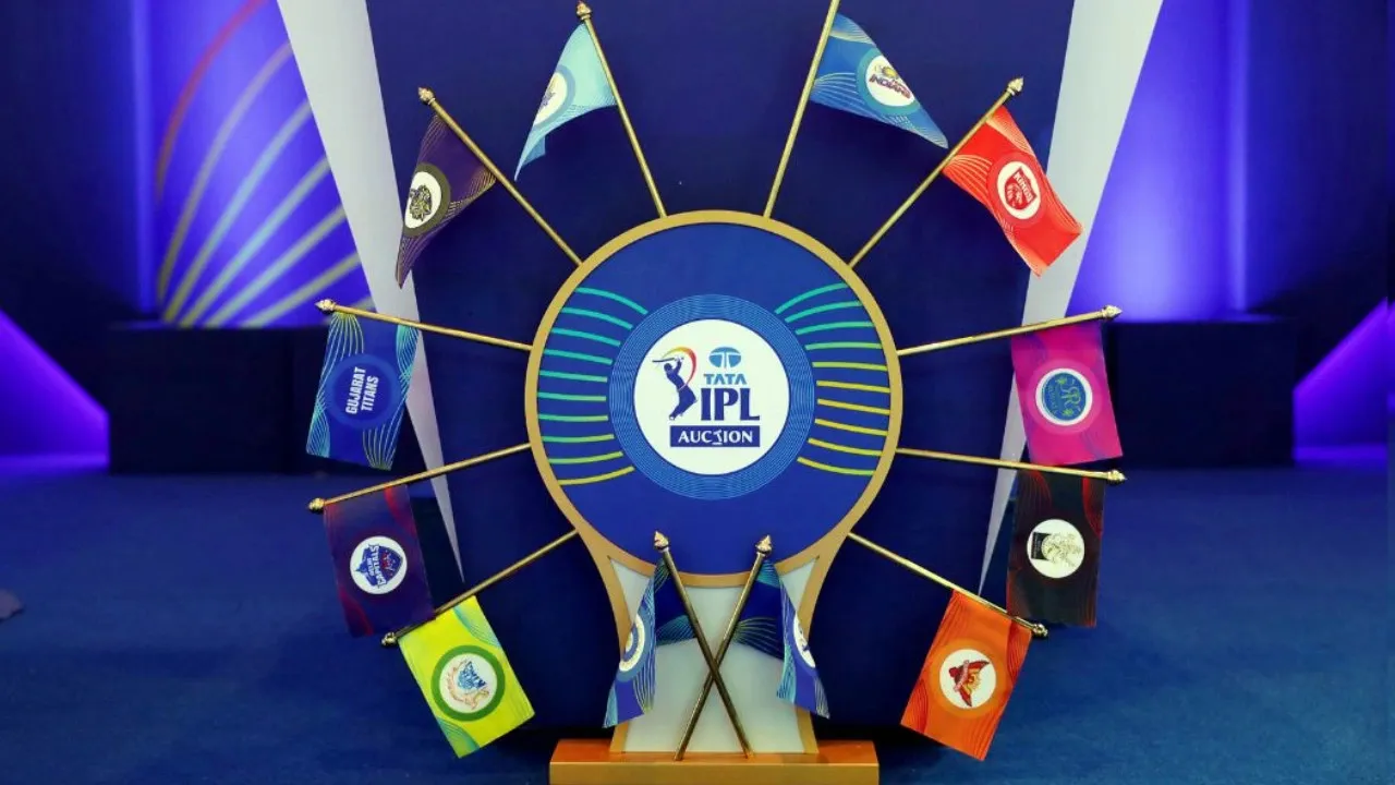 আইপিএল নিলামে যত কোটি টাকাপাবেন গ্রিন-মুস্তাফিজরা
