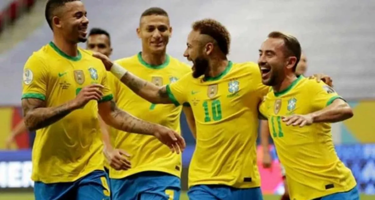 ব্রাজিলের ডাগআউটে আনচেলত্তি: দায়িত্ব নিয়েই সাহসী সিদ্ধান্ত