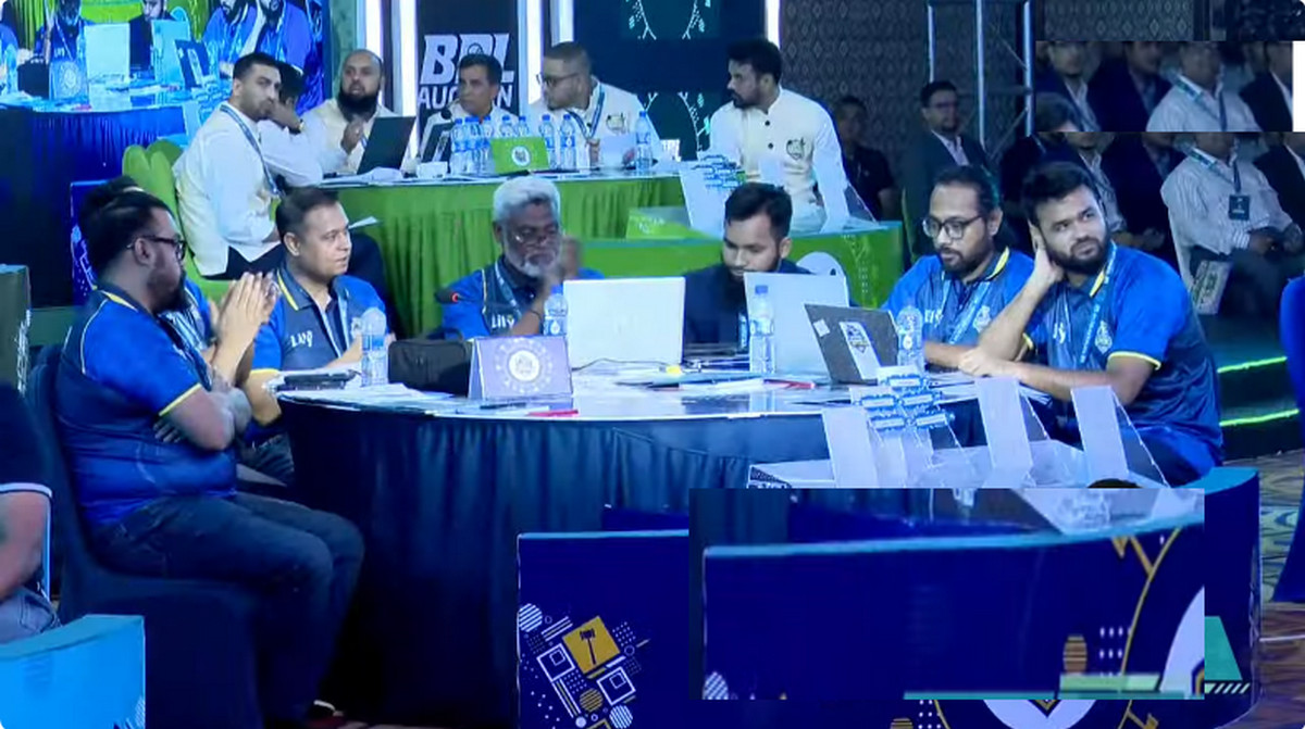 আজ IPL 2026 মিনি-নিলাম: কখন শুরু, কোথায় হচ্ছে ও কীভাবে দেখবেন লাইভ