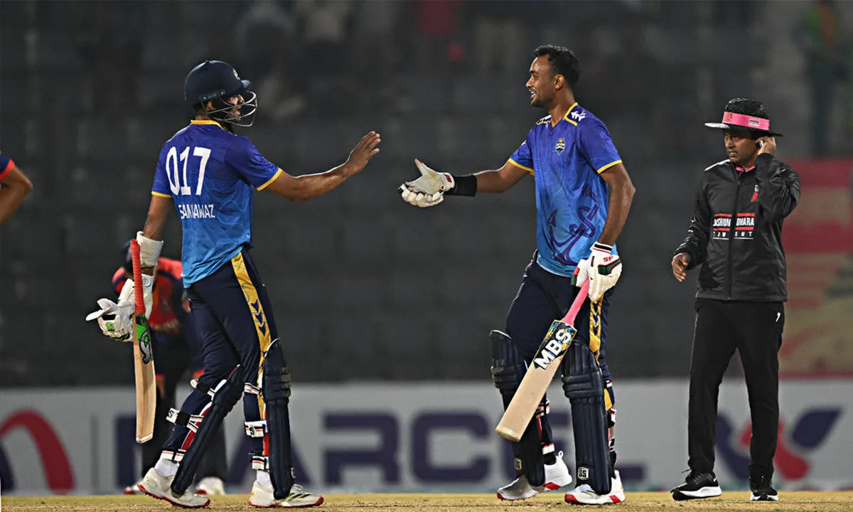 শেষ ওভারের রোমাঞ্চে শেষ হলো রাজশাহী বনাম চট্টগ্রামের ম্যাচ