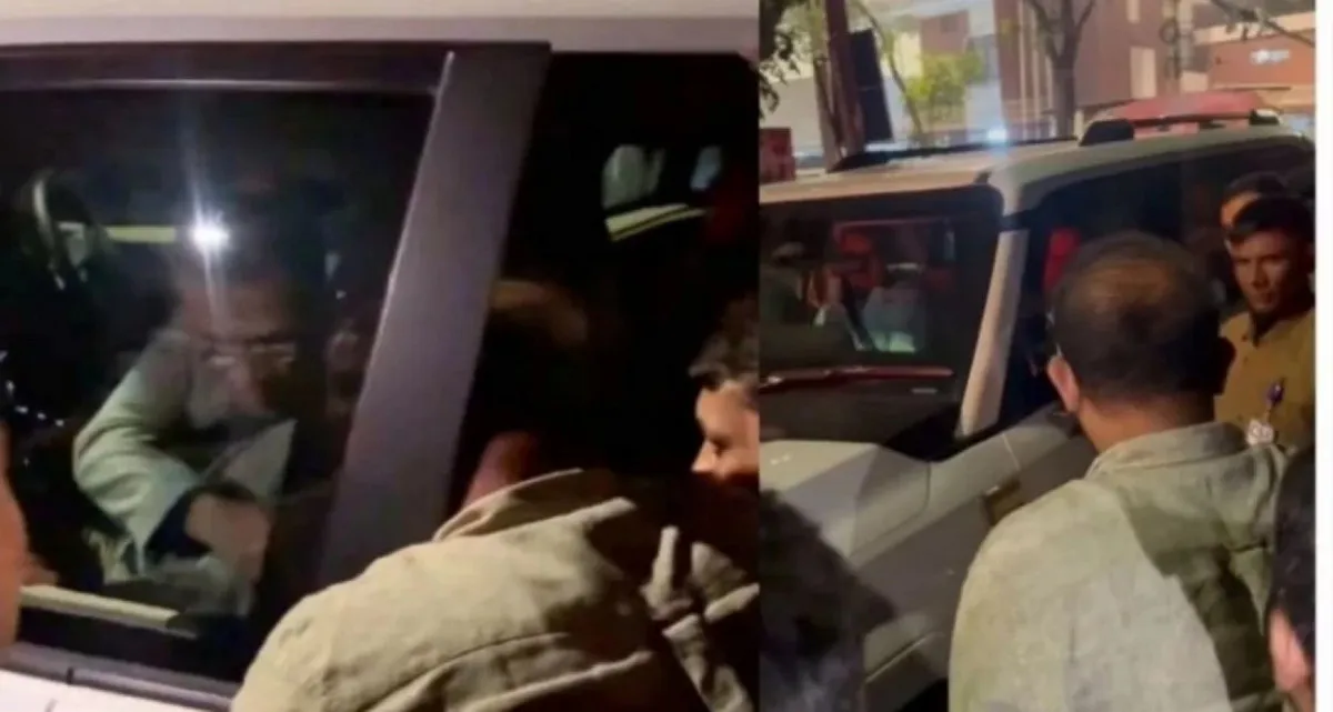গাড়ি থামিয়ে ছাত্রনেতাকে কাছে ডাকলেন তারেক রহমান: কী কথা হলো দুজনের মধ্যে?