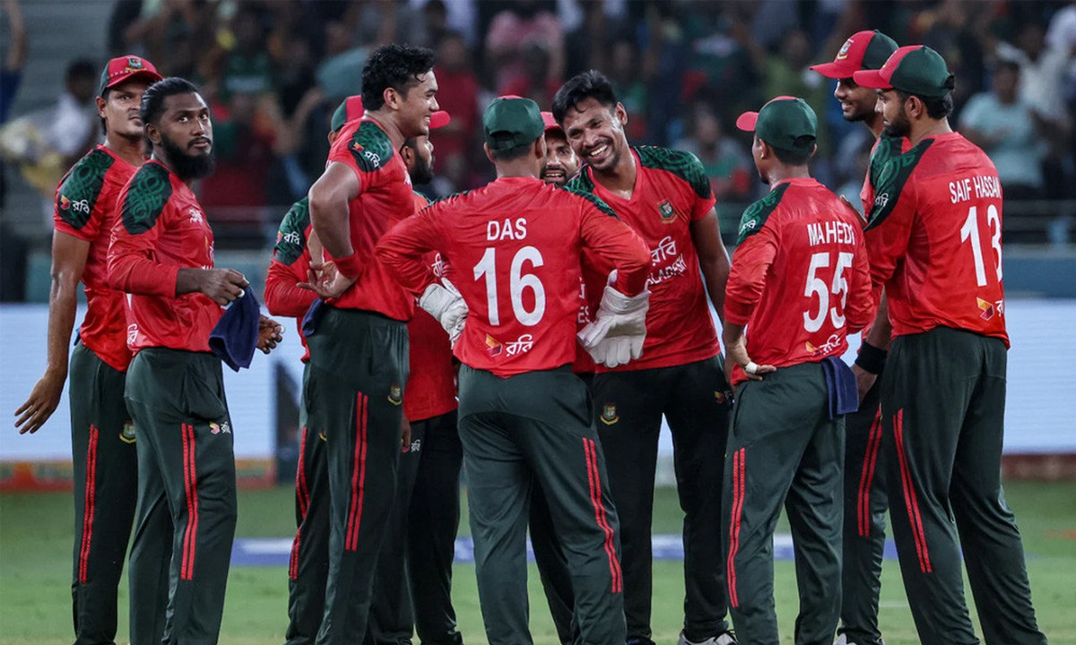 আইসিসির সিদ্ধান্তে ক্ষুব্ধ বিশ্ব ক্রিকেট