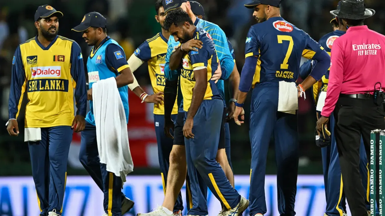 বড় চমক : মালিঙ্গাকে নিয়ে বিশ্বকাপের দল ঘোষণা করলো শ্রীলঙ্কা