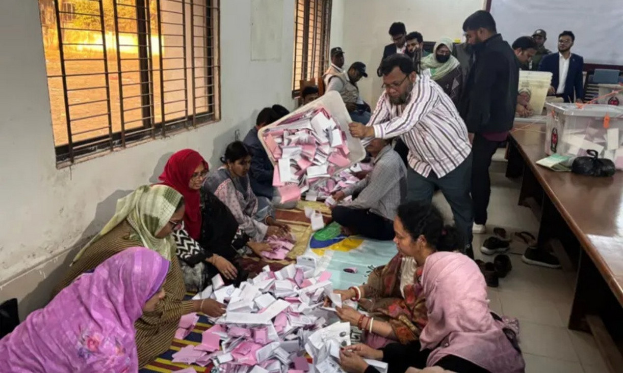 চলছে ভোট গণনা : এখন পর্যন্ত পাওয়া সর্বশেষ ফলাফল