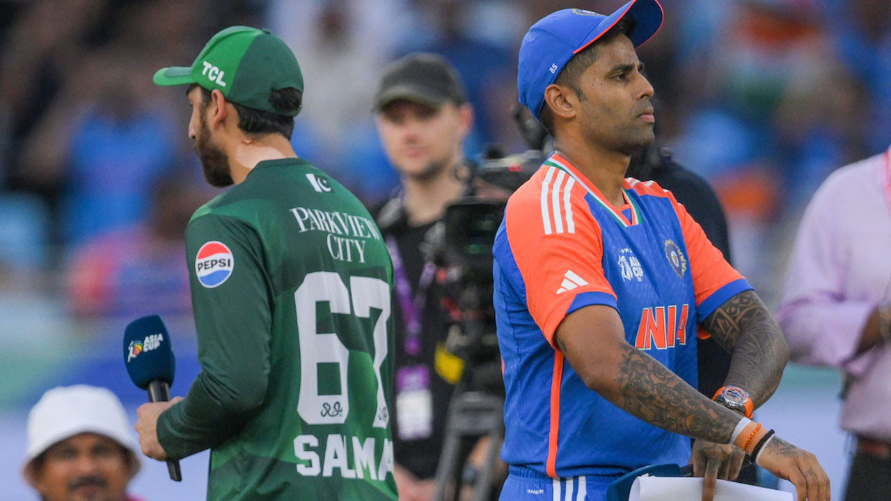 ভারত-পাকিস্তান ম্যাচে এবার কি হাত মেলাবেন খেলোয়াড়রা? সালমানের রহস্যময় উত্তর