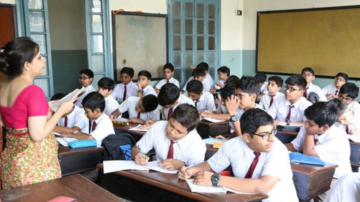 স্কুল ছুটির সংশোধিত তালিকা প্রকাশ