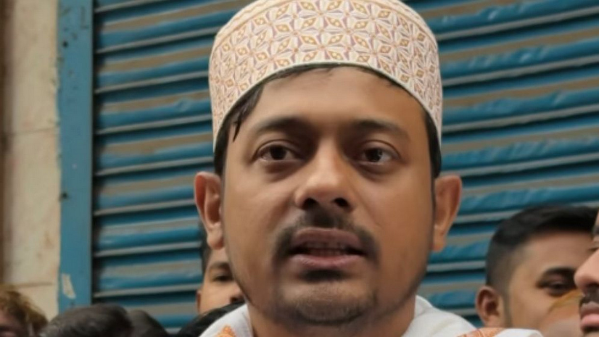 নাসীরুদ্দীন পাটওয়ারীর ‘গ্রেফতারের’ বিষয়ে যা জানা গেল