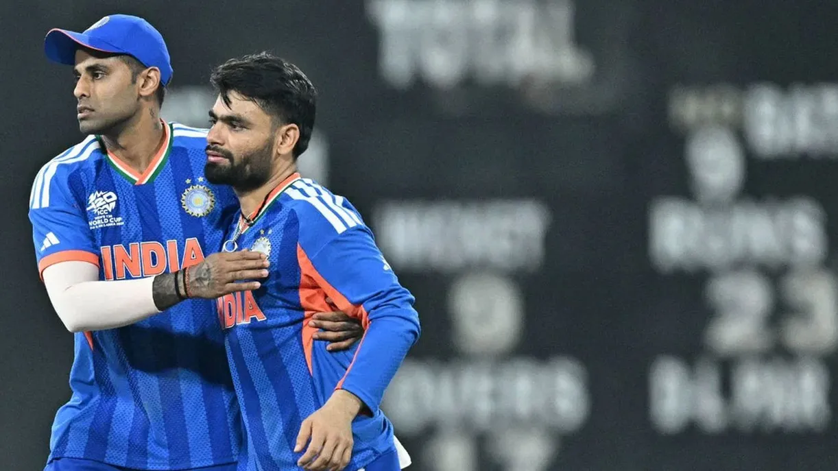 শোকার্ত ভারতের ড্রেসিংরুম: সেমিফাইনাল ম্যাচের আগে দুঃখের ছায়া