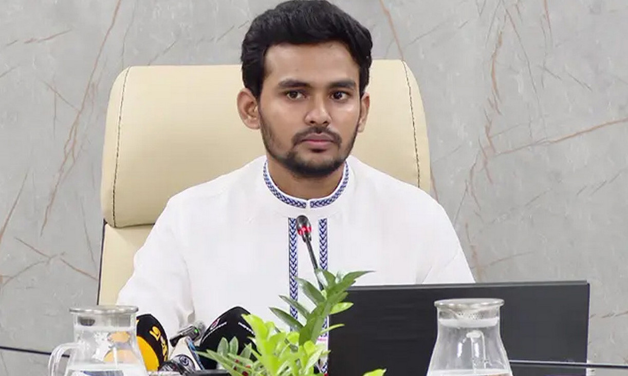 দুর্নীতির অভিযোগে ফেঁসে যাচ্ছেন আসিফ মাহমুদ
