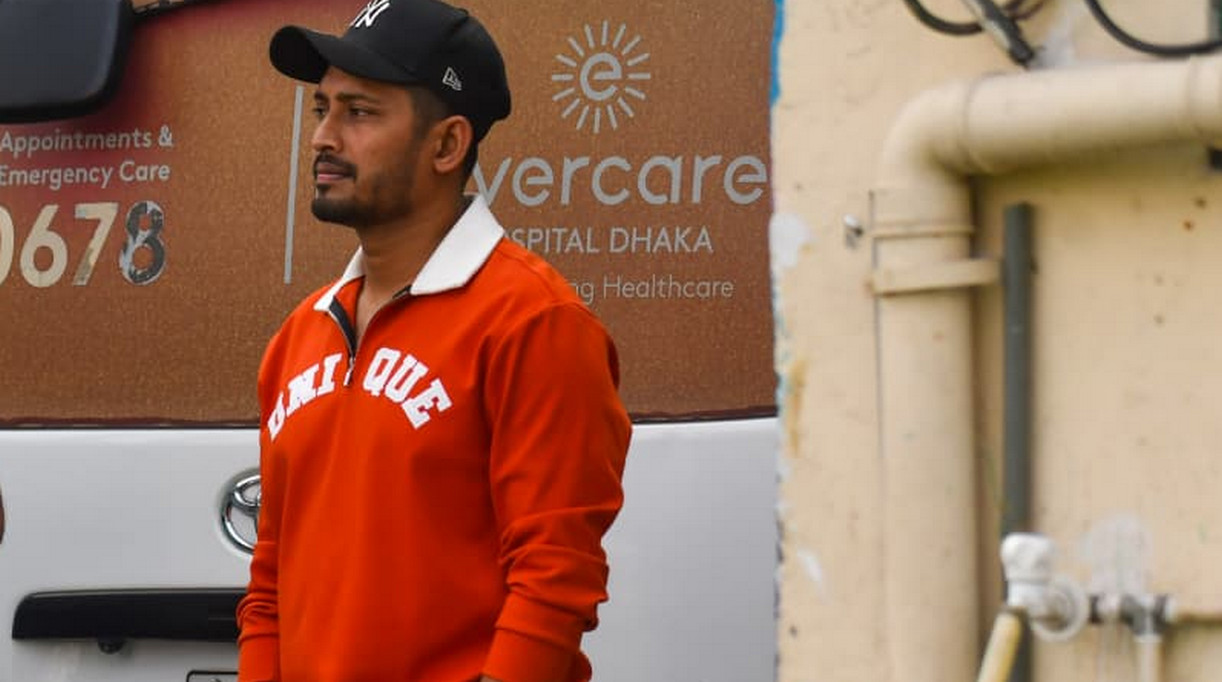 অনেক বড় সিদ্ধান্ত নিলেন বিজয়