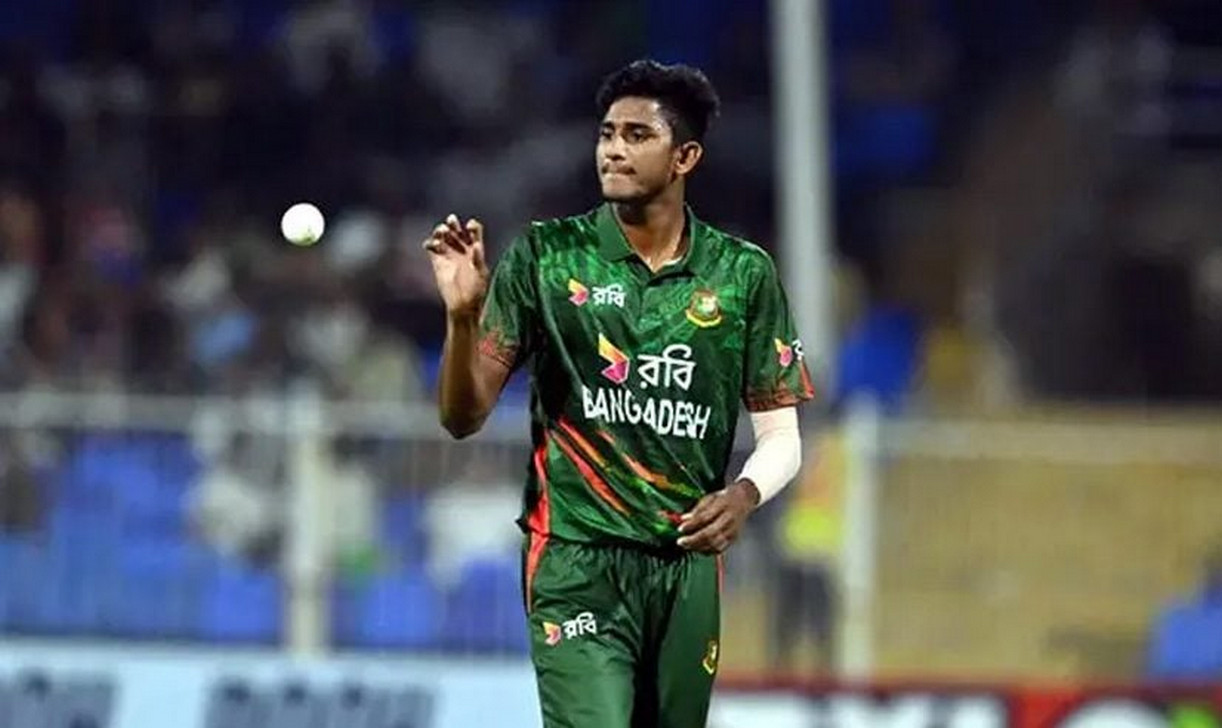 মিরপুরে জমে উঠেছে লড়াই: নাহিদ রানার দাপটে চাপে পাকিস্তান