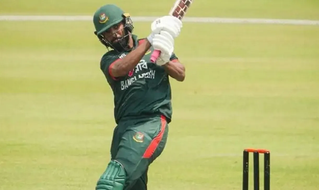৮ ছক্কা ও ৬ চারে ১৩৮ রানের ইনিংস খেলে অপরাজিত সাইফ হাসান