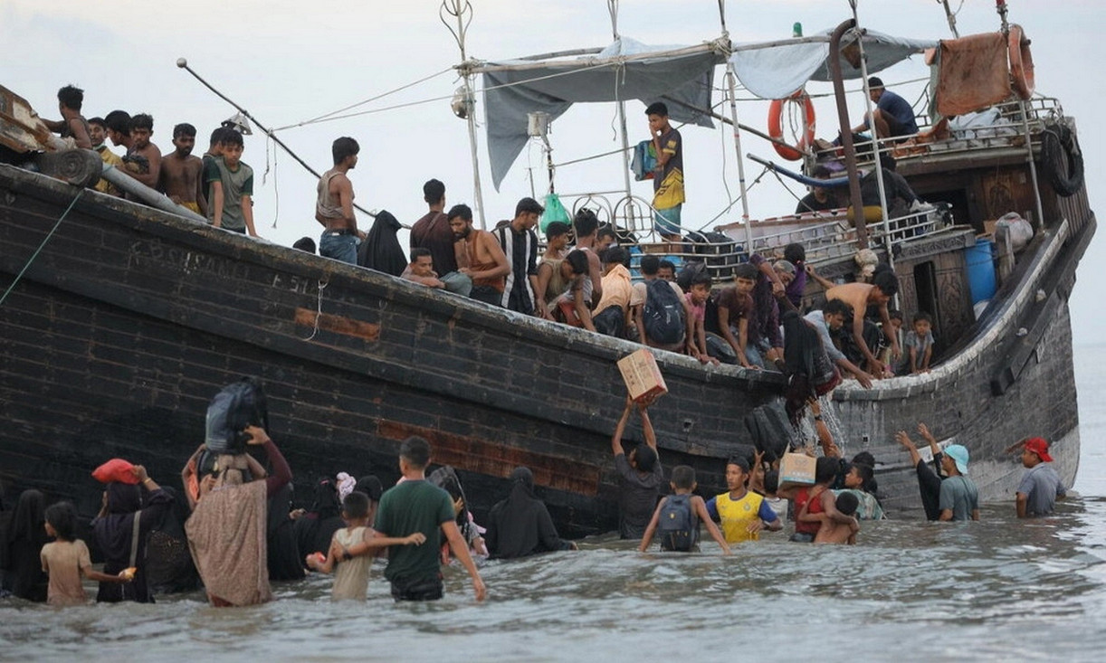 সবশেষ খবর পাওয়া পর্যন্ত নিখোঁজ ৯০০ জন