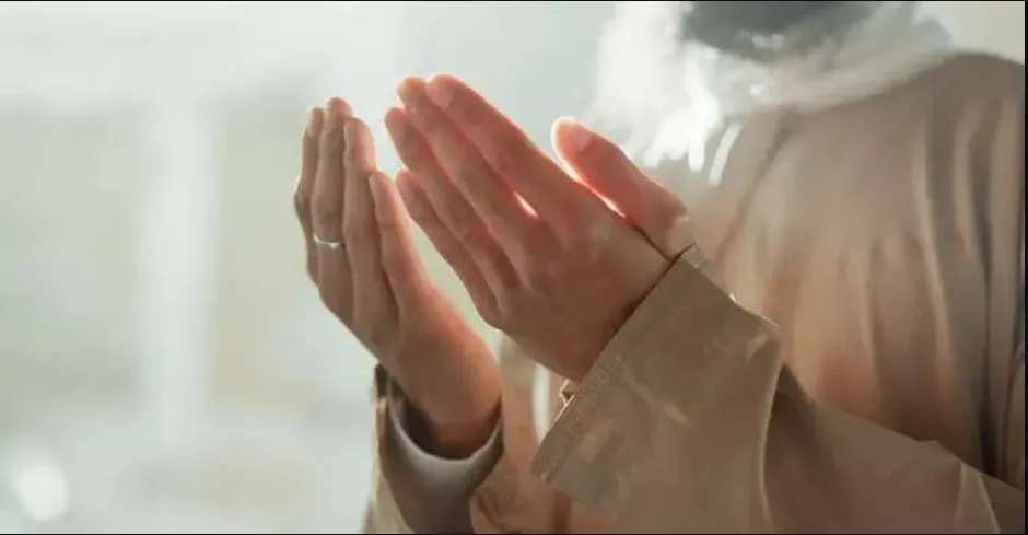 আল্লাহর রহমত ও বরকত পাওয়ার সহজ একটি দোয়া