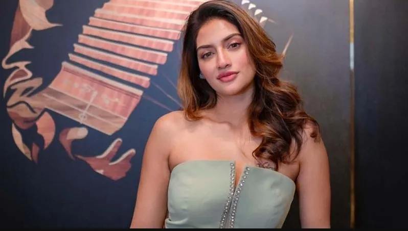 বাংলাদেশে গম পাচার অভিযোগে নুসরাত জাহানকে তলব