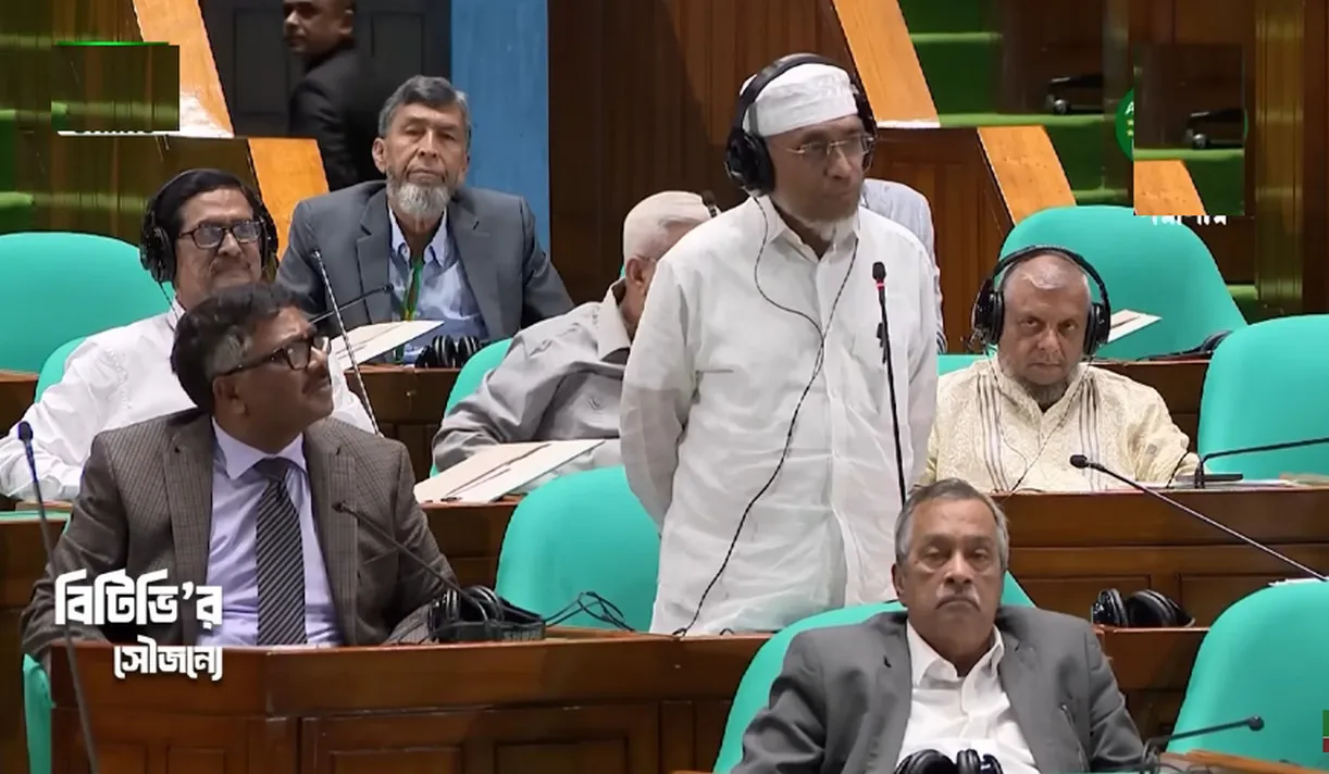 লুৎফুজ্জামান বাবর-এর বক্তব্যকে ঘিরে সংসদে বিভ্রান্তি