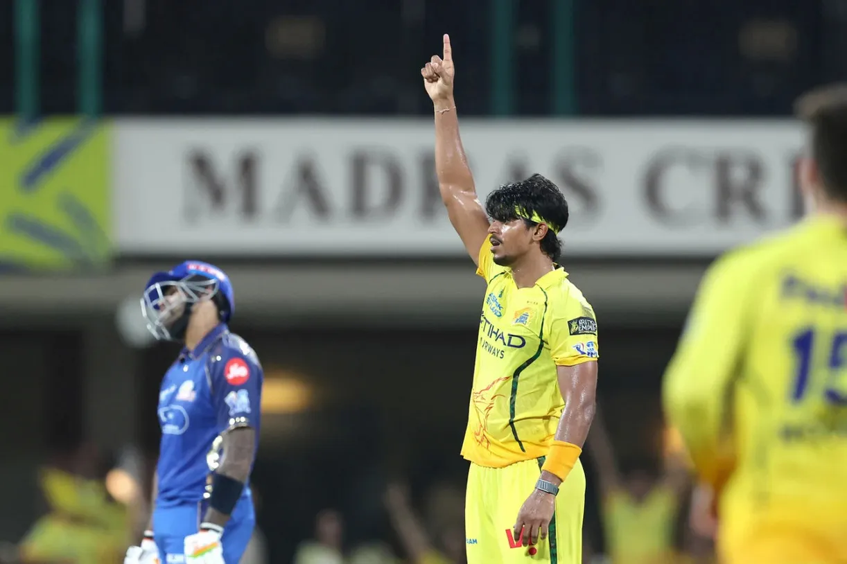 চেন্নাই সুপার কিংসে আরও এক বড় ধাক্কা