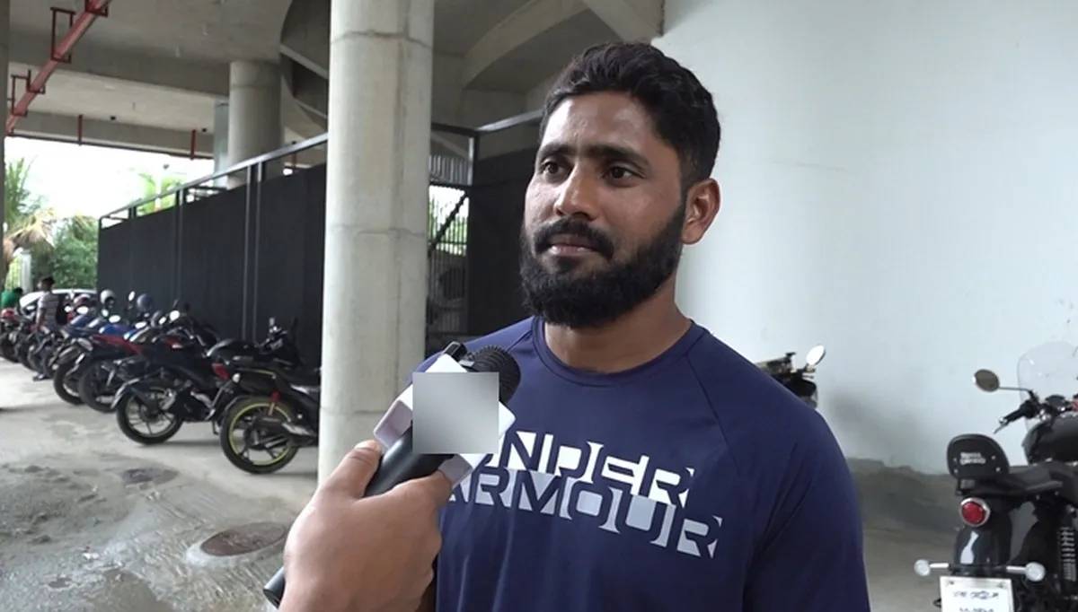 এখনও অবসর না নেওয়ার আসল কারণ জানালেন ইমরুল কায়েস