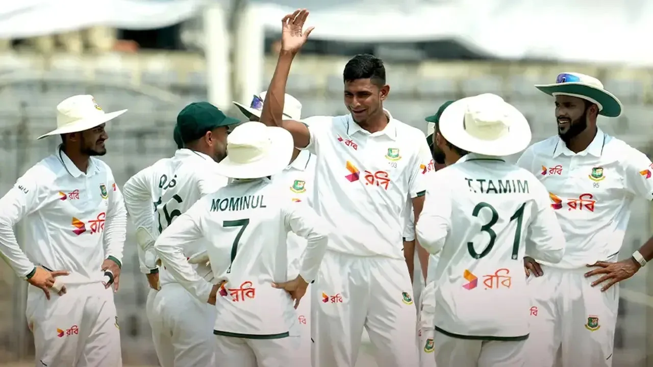 আজ টিভিতে যেসব খেলা দেখবেন: ক্রিকেট, ফুটবল ও আইপিএলে জমজমাট দিন