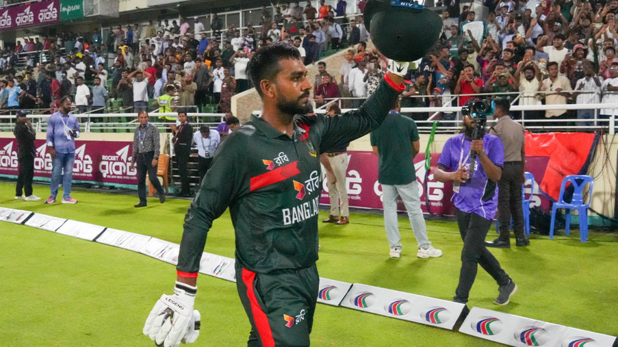 ঐতিহাসিক জয়ের পর হাসপাতালে মিরাজ