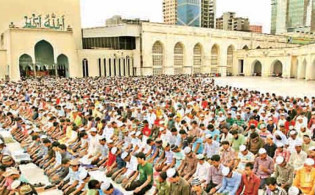 জুম্মার নামাজ পড়ার নিয়ম ও নিয়ত জেনেনিন
