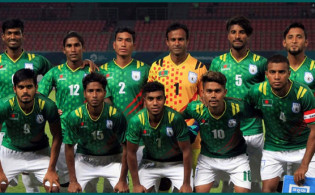 এবার করোনায় স্থগিত হল দেশের সকল ফুটবল