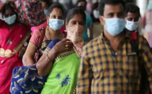 দুঃসময়েও বাংলাদেশের পাশে দাঁড়াচ্ছে ভারত