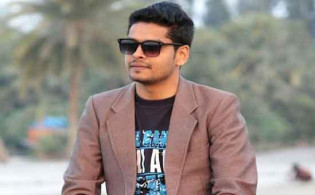 ত্রাণ চুরির অমানুষগুলো মানুষ হবে কবে