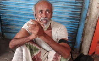 মানবতা মরে নাই, হারিয়ে যায়নি মনুষ্যত্ব