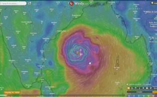 ঘূর্ণিঝড় ‘আম্পান’ মোকাবিলায় পুলিশের পরামর্শ