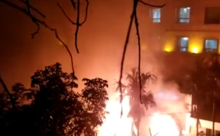 রাজধানীর ইউনাইটেড হাসপাতালে আগুন