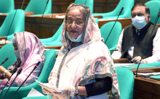 প্রধানমন্ত্রী বললেন : বাংলার মানুষের জন্য জীবন বিলিয়ে দিতেই এসেছি