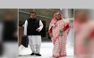‘বাজেট ব্রিফকেস’ রহস্যময়