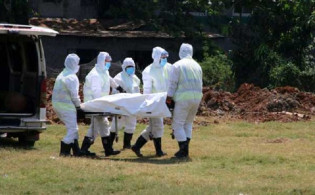 এইমাত্র পাওয়া : করোনায় আক্রান্ত ও মৃত্যুর নতুন রেকর্ড গড়লো