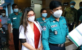 ডিবির একটা প্রশ্ন শুনেই ‘চুপ’ হয়ে যান ডা. সাবরিনা