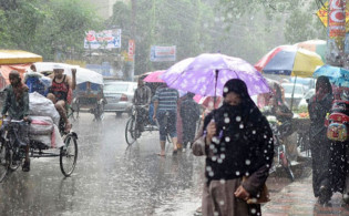 সারা দেশে বৃষ্টি নিয়ে পাওয়া গেলো বড় দু:সংবাদ