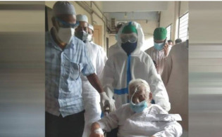 এইমাত্র পাওয়া : হাসপাতালের আইসিইউতে হেফাজত আমির আল্লামা শফী