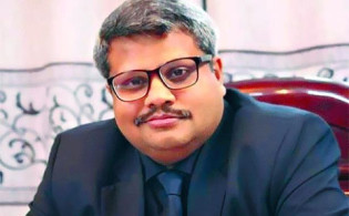 প্রতারক শাহেদের খপ্পরে দুই নায়িকা