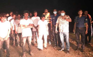 ৫০ শিক্ষার্থীর প্রান বাঁচলো ৯৯৯ এ কল করে