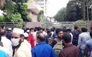 এই মাত্র পাওয়াঃ আজ কপাল পুড়তে যাচ্ছে শত শত সৌদি প্রবাসীর