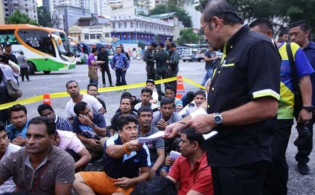মালয়েশিয়ায় অিবস্থানরত বাংলাদেশি প্রবাসীরা সাবধান