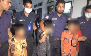 ৪ শিশু মিলে এক শিশুকে ধর্ষণ, অতঃপর…