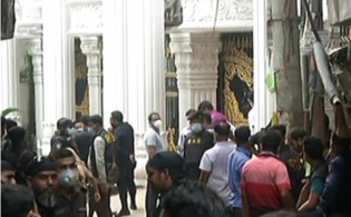 হাজী সেলিমের বাসায় র্যাবের তল্লাশি,সরাসরি দেখুন এখানে Live