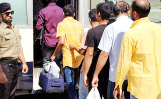 ওমান ছাড়লো ২ লক্ষ ৬৩ হাজার প্রবাসী